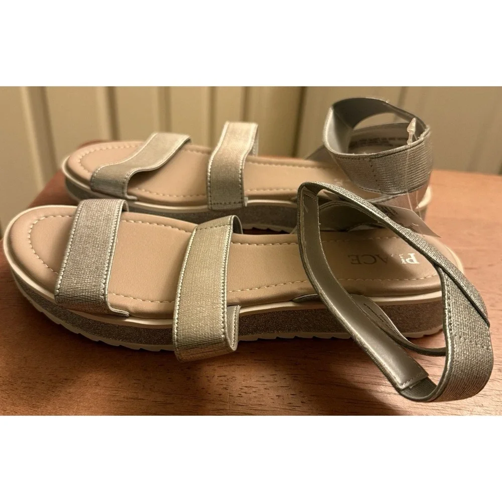 The Children's Place Girls‎ Ankle Strap Sandals Silver Size 3 NWT